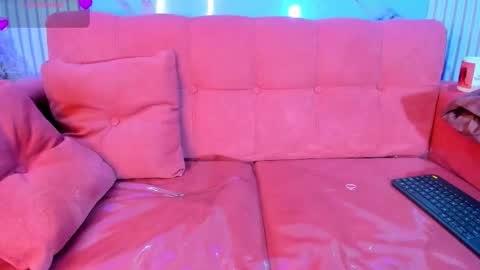 Lia online show from January 2026 12:09:02 PM