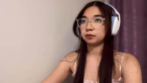 liaisonx_rosa online show from November 2025 03:00:01 PM