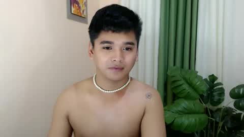 liam_anthonyxx online show from November 2025 02:12:01 AM