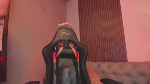 Liam Collins online show from January 2026 11:59:01 AM