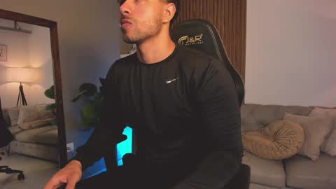 Liam Collins online show from March 2026 11:36:02 AM