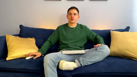 Liam online show from January 2025 06:24:01 PM