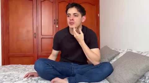 Liam online show from March 2026 06:02:01 PM