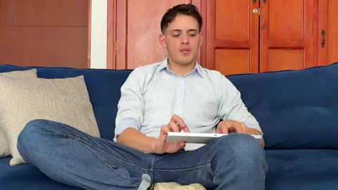 Snapshot of liam_enzho chatting on May 2026 02:46:02 PM Liam online show from May 2026 02:46:02 PM