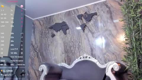 LIAM KLEIN online show from March 2025 02:18:02 PM