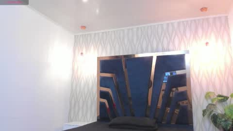 LIAM KLEIN online show from February 2026 11:26:01 AM