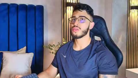 Snapshot of liam_kleiin chatting on July 2026 11:05:02 AM LIAM KLEIN online show from July 2026 11:05:02 AM