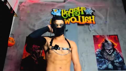 liam_knight online show from November 2025 01:51:02 AM