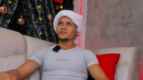 liam_knight online show from December 2025 02:16:01 AM