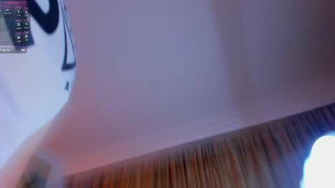 liam online show from February 2025 06:33:01 AM