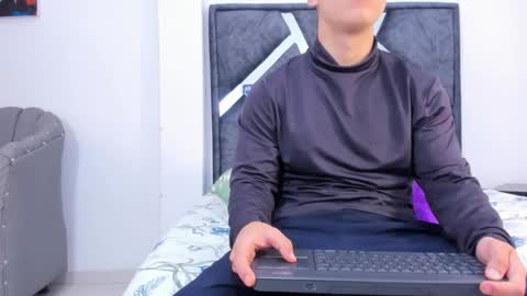 Call me Lian online show from February 2026 12:13:02 PM