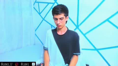 Liam scott77 online show from October 2025 02:13:01 AM