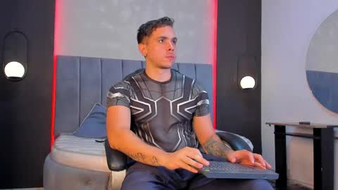 Liam online show from April 2026 12:23:01 PM