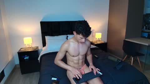 Liam online show from October 2025 06:19:02 AM