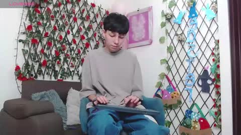 Liam  online show from March 2026 10:53:01 PM