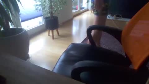 Ron online show from October 2025 06:34:01 AM