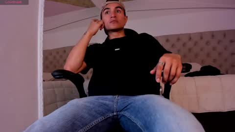 LiamDeep online show from March 2026 08:42:01 PM