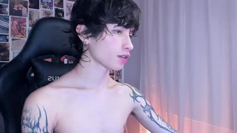 Liam online show from January 2025 09:27:01 AM