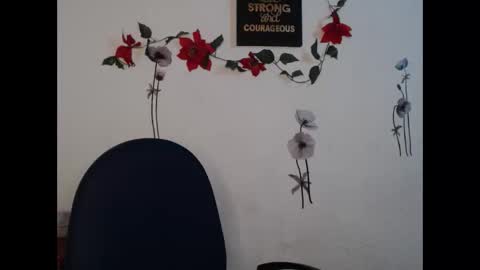 Lia Miller online show from December 2024 01:25:01 AM