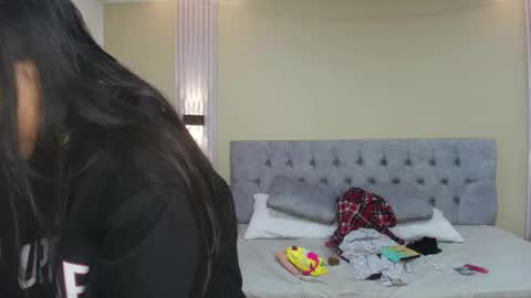 L I A M O N R O E online show from September 2025 11:53:02 AM