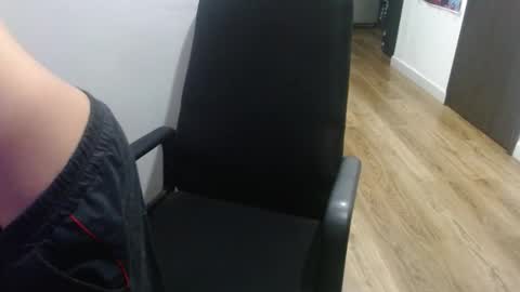 liamrides online show from September 2025 04:01:02 AM