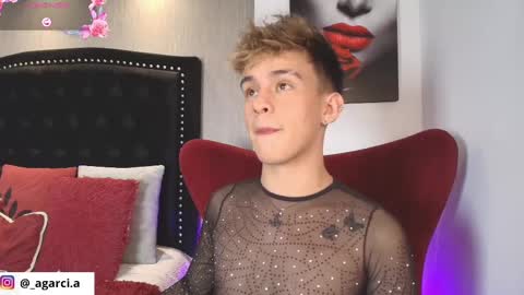 liam online show from October 2025 04:53:02 AM