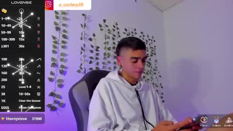 Snapshot of lian_23_ chatting on January 2025 03:21:01 PM online show from January 2025 03:21:01 PM