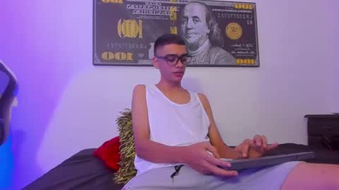 Snapshot of lian_23_ chatting on March 2025 12:36:02 PM online show from March 2025 12:36:02 PM