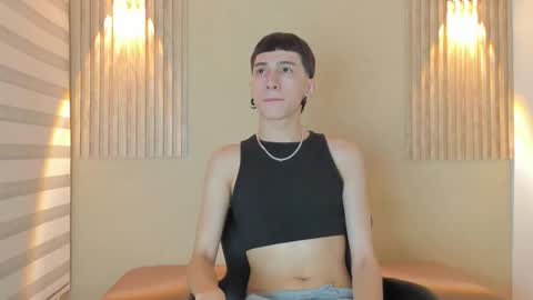 lian_cameron online show from February 2026 03:46:02 AM