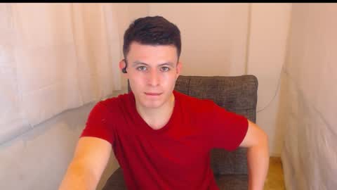 lian_eathan online show from January 2026 11:21:01 PM