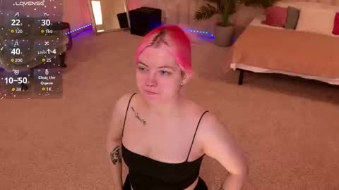 Snapshot of liana_blush chatting on July 2026 06:10:02 PM Liana online show from July 2026 06:10:02 PM
