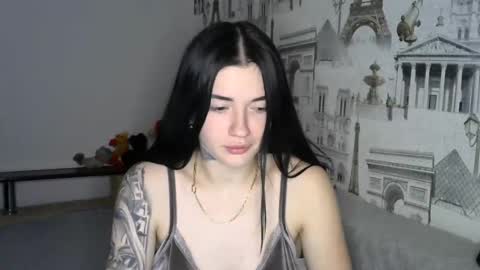 liana_diva online show from December 2024 11:32:01 PM