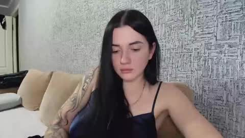 liana_diva online show from February 2026 04:17:01 PM