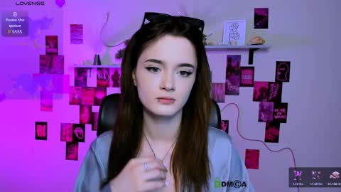 Little Liana  online show from April 2026 07:33:02 PM