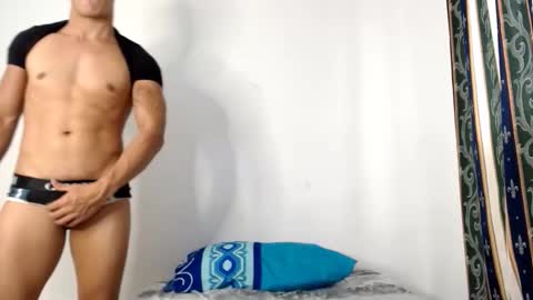 Liamstonne online show from February 2026 09:21:01 PM