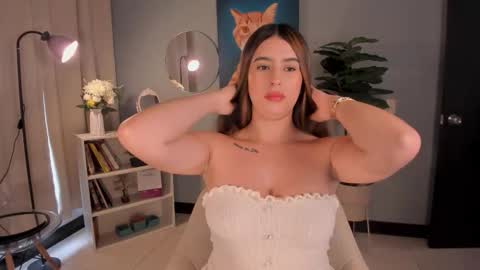 Snapshot of liapearce chatting on February 2026 01:33:02 PM Lia online show from February 2026 01:33:02 PM