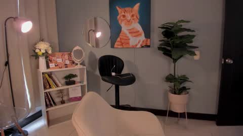 Snapshot of liapearce chatting on February 2026 01:32:02 PM Lia online show from February 2026 01:32:02 PM