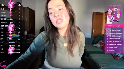 LiaQuinn online show from March 2025 02:26:01 PM