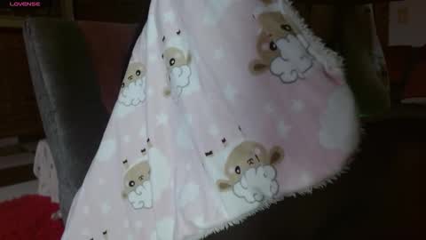 Snapshot of liarouse04 chatting on February 2026 12:22:02 PM Liarouse04 online show from February 2026 12:22:02 PM