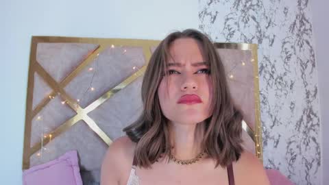 liaross online show from April 2026 08:06:02 PM