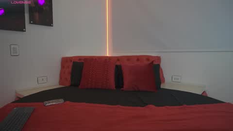 Snapshot of liasuaza chatting on February 2026 12:59:02 PM liasuaza online show from February 2026 12:59:02 PM