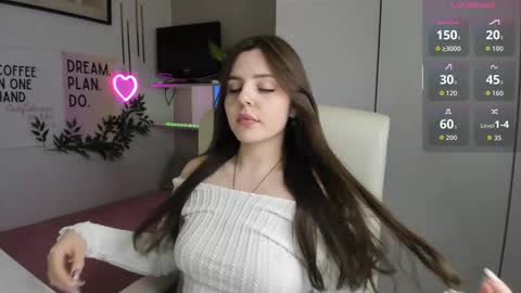 Lia online show from October 2025 01:45:01 PM