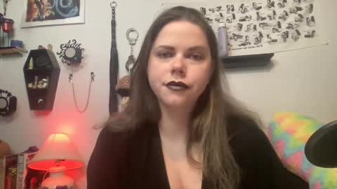 Snapshot of libbydeetzxxx chatting on December 2025 03:45:02 AM Libby Deetz online show from December 2025 03:45:02 AM