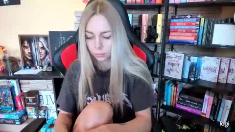 Anna online show from April 2026 09:35:02 AM