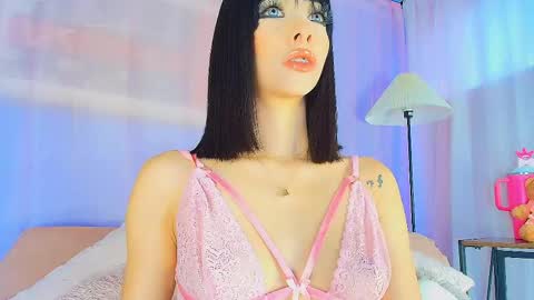 Snapshot of liccy_hall chatting on May 2026 11:40:01 AM Valentina Hall online show from May 2026 11:40:01 AM
