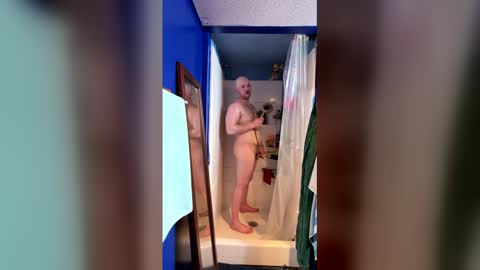 IM A BAD DAWGY WOOF WOOF online show from March 2026 01:06:01 PM