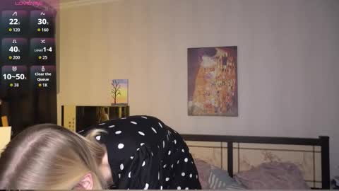 Ann online show from November 2025 07:26:01 PM