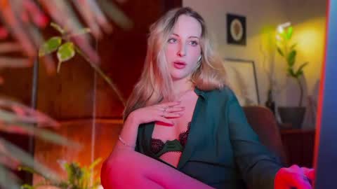 its my birthday today so im offline  but id be so happy if you felt like sending me a birthday love while im away  online show from February 2026 06:53:02 PM