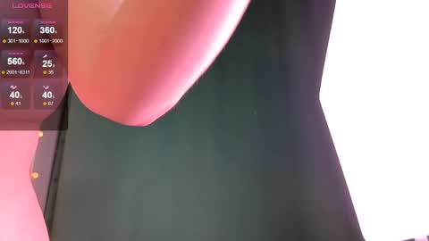 Olivia online show from March 2026 06:29:02 PM