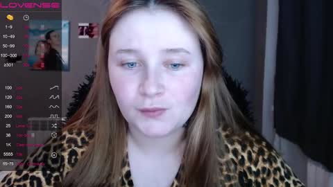 light_lunaa online show from March 2026 03:07:02 PM